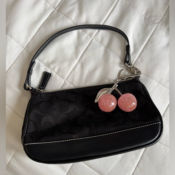 Coach Handbags - 🖤Coach Demi Black Signature 🖤